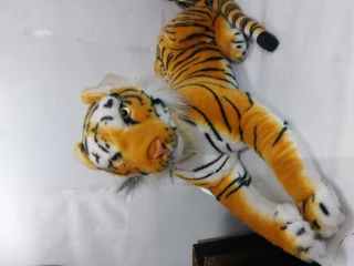 عروسک ببر خزی